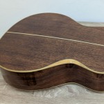 גיטרה אקוסטית עם קייס גיטרה אקוסטית עם קייס