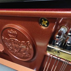 פסנתר 121 ס"מ, שחור