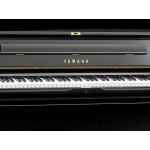 פסנתר Yamaha UX