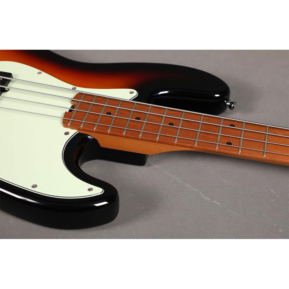 Jazz Bass, Maple Guitar Jazz Bass, Maple Guitar
