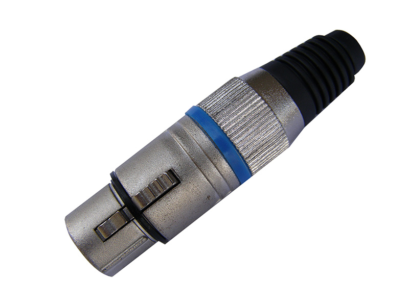 מחבר XLR m